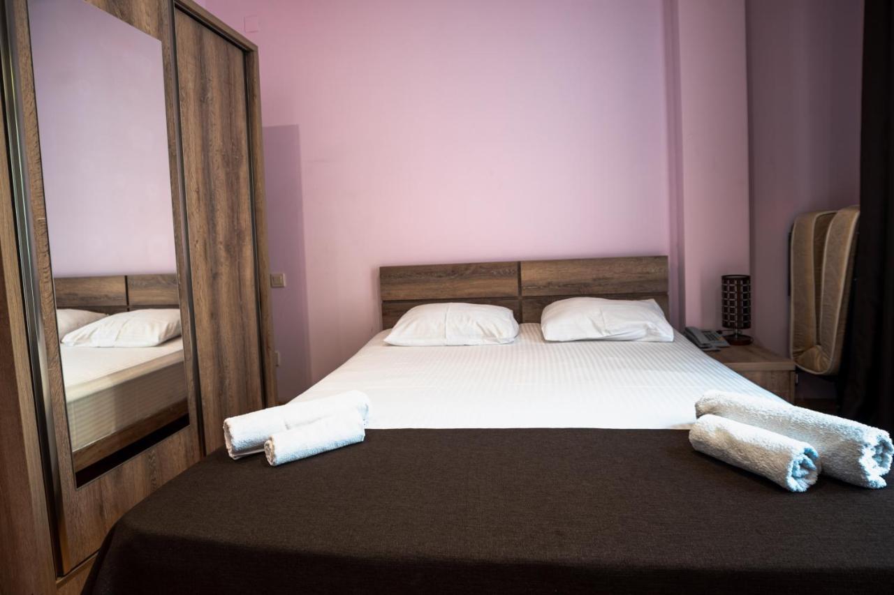Hotel Porto Franco à Batoumi Extérieur photo