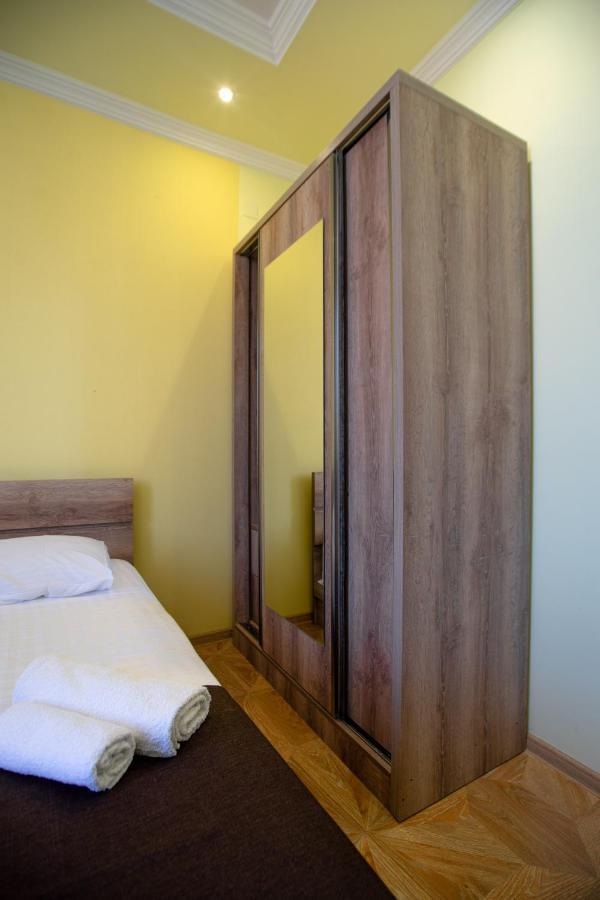 Hotel Porto Franco à Batoumi Extérieur photo